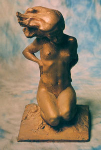 sculpture_nude_kneel